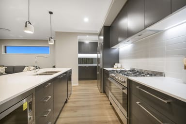 Property RIPLEY QLD 4306 IMAGE 0