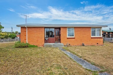 Property 24 Hellyer Street, SMITHTON TAS 7330 IMAGE 0