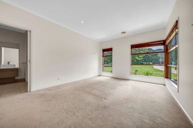 Property 12 Station Street, Porepunkah VIC 3740 IMAGE 0