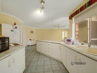 Property 6 Wattora Close, Boyne Island QLD 4680 IMAGE 0
