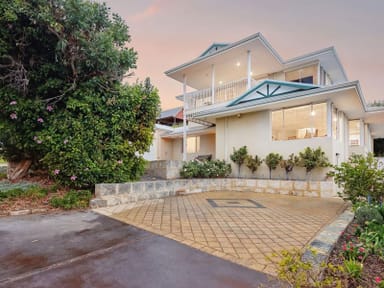 Property 24 Robin Avenue, Sorrento WA 6020 IMAGE 0