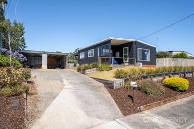 Property 30 Walker Street, WYNYARD TAS 7325 IMAGE 0