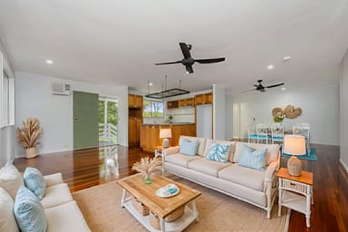Property 12 Island Street, SAUNDERS BEACH QLD 4818 IMAGE 0