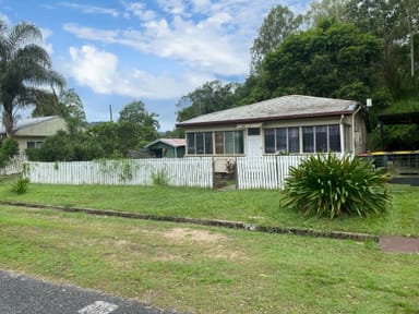 Property 5 Matthew Street, Finch Hatton QLD 4740 IMAGE 0