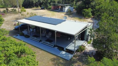 Property 696 Fingerfield Road, Deepwater QLD 4674 IMAGE 0