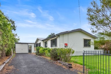 Property 32 Park Street, URALLA NSW 2358 IMAGE 0