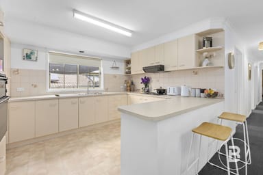 Property 2/8 Biggs Court, Flora Hill VIC 3550 IMAGE 0