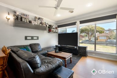 Property 12 Hodgins Crescent, Frankston North VIC 3200 IMAGE 0