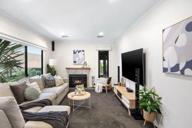 Property 24 Deakin Crescent, DANDENONG NORTH VIC 3175 IMAGE 0