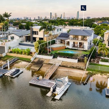 Property 8 Clontarf Avenue, Sorrento QLD 4217 IMAGE 0