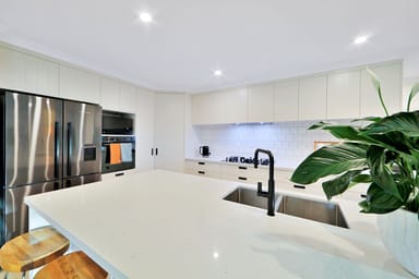 Property 12 Bendidee Court, BRANYAN QLD 4670 IMAGE 0