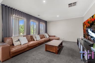 Property 18 Cloverfields Cres, EPSOM VIC 3551 IMAGE 0