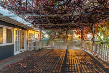 Property 15 Throssell Road, GREENMOUNT WA 6056 IMAGE 0