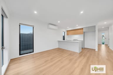 Property 7 Garda Walk, CLYDE VIC 3978 IMAGE 0