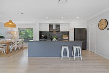 Property 20 Windsor Drive, UPPER KEDRON QLD 4055 IMAGE 0