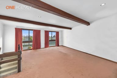 Property 24 Webbcona Parade, Wendouree VIC 3355 IMAGE 0