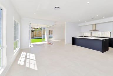 Property CARINA QLD 4152 IMAGE 0