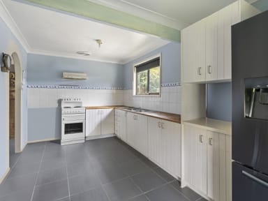 Property 32 Spencer Road, MANNERING PARK NSW 2259 IMAGE 0