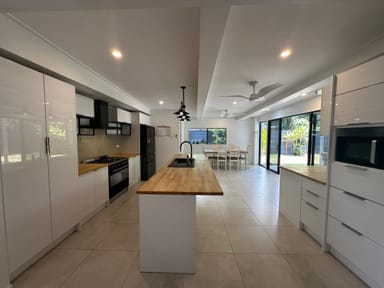 Property 14 Bataan Close, Trinity Park QLD 4879 IMAGE 0