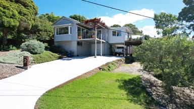 Property 2 Hillcrest Avenue, NORTH NAROOMA NSW 2546 IMAGE 0