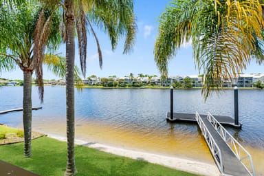 Property 15 Winch Court, Mermaid Waters QLD 4218 IMAGE 0