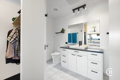 Property 25 Mcswain Road, Echuca VIC 3564 IMAGE 0