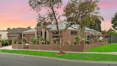 Property 2 Middlesborough Drive, CRAIGIEBURN VIC 3064 IMAGE 0