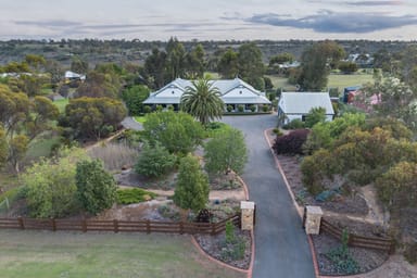 Property 20 Hammond Circuit, Hopetoun Park VIC 3340 IMAGE 0