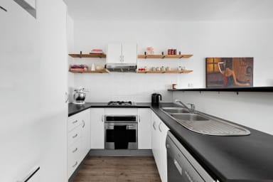 Property 6, 7 Willow Street, Essendon VIC 3040 IMAGE 0