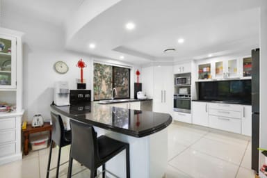 Property 36 Canada Place, Arundel QLD 4214 IMAGE 0