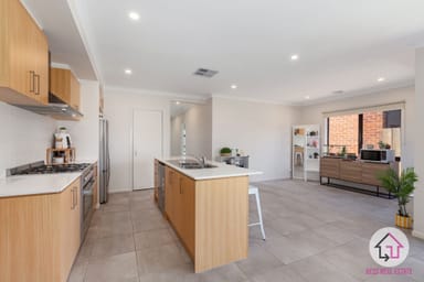 Property 24 Ivanhoe Road, WALLAN VIC 3756 IMAGE 0