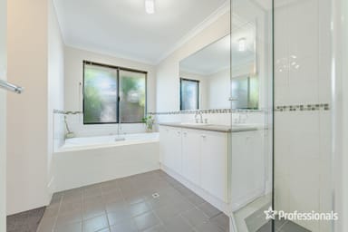 Property 15 Karon Vista, HALLS HEAD WA 6210 IMAGE 0