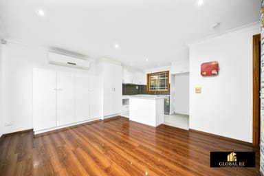 Property 18 Yeronga Close, St Johns Park NSW 2176 IMAGE 0