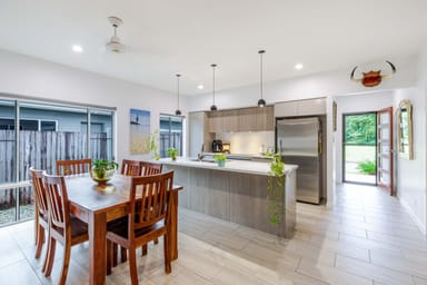 Property 5 Dewal Close, WONGA BEACH QLD 4873 IMAGE 0