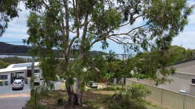 Property 31 Crescent Dr, Russell Island QLD 4184 IMAGE 0