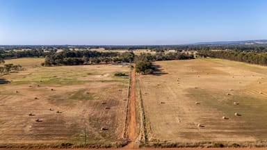 Property 33 Wealand Road, WAROONA WA 6215 IMAGE 0