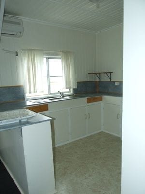 Property 37 Hawthorn Street, BLACKALL QLD 4472 IMAGE 0