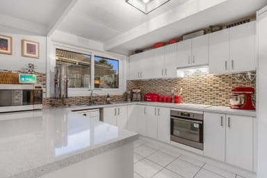 Property 8 Linnet Court, Mornington VIC 3931 IMAGE 0