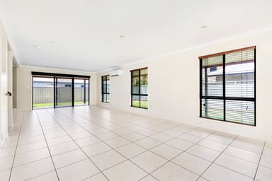 Property 4/68 Moody Street, EMERALD QLD 4720 IMAGE 0