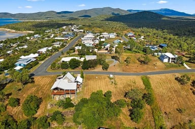 Property 30 Roseric Crescent, HIDEAWAY BAY QLD 4800 IMAGE 0