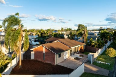 Property 7 Tyrone Avenue, Sorrento QLD 4217 IMAGE 0