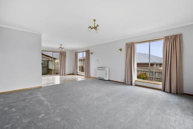 Property 17 Ravensbourne Place, OLD BEACH TAS 7017 IMAGE 0