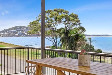 Property 16 Ocean Parade, COOEE BAY QLD 4703 IMAGE 0