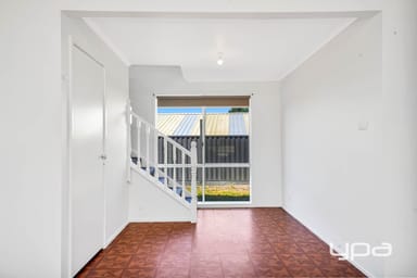 Property 27 Fuschia Place, MEADOW HEIGHTS VIC 3048 IMAGE 0