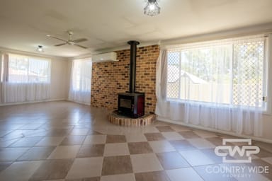 Property 4 Salisbury Place, GLEN INNES NSW 2370 IMAGE 0