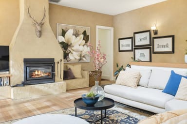 Property 26 Douglas Road, MOUNT MACEDON VIC 3441 IMAGE 0