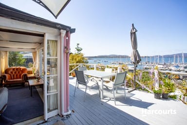 Property 126 Flinders Street, BEAUTY POINT TAS 7270 IMAGE 0