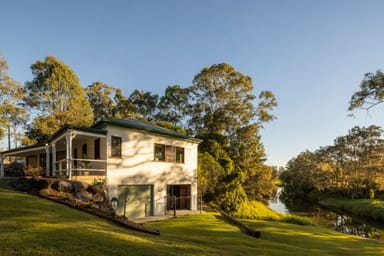 Property 2097 Roghan Road, BRIDGEMAN DOWNS QLD 4035 IMAGE 0