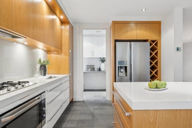 Property 2 5 Small Road, Bentleigh VIC 3204 IMAGE 0