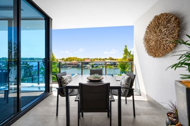 Property 4205, 5 Harbour Side Court, Biggera Waters QLD 4216 IMAGE 0